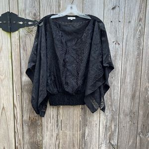 MAX STUDIO Black Split sleeve top with lace type design size Small